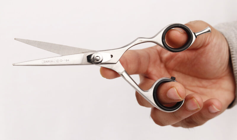 DANIAL SCREW SCISSORS KIT WITH RAZOR - Image 5